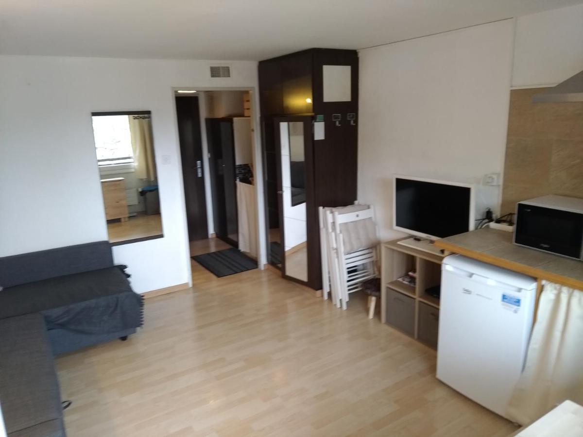 Studio Appartement Avec Piscine, Ski Porte Du Soleil Morgins, Ps3 Games, Wash & Bring Sheets מראה חיצוני תמונה